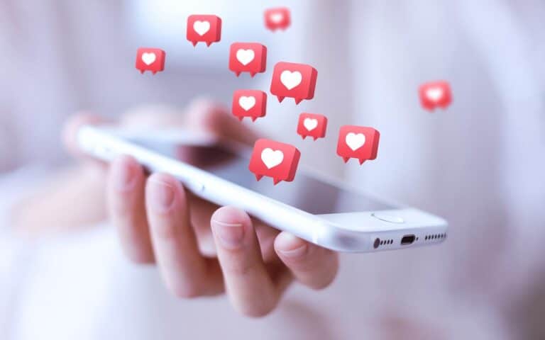 Come gli anziani possono evitare le truffe sentimentali